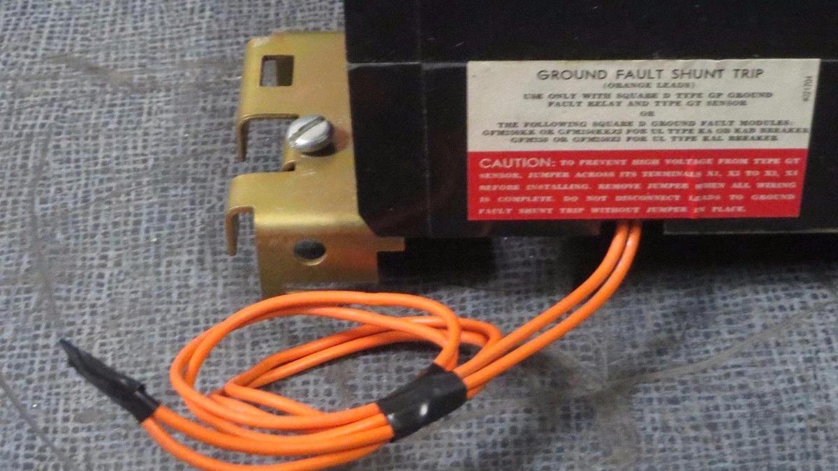 Used SQUARE D I-LINE BREAKER KH36225G 225 AMP 600 V 3 POLE W/ GROUND FAULT SHUNT