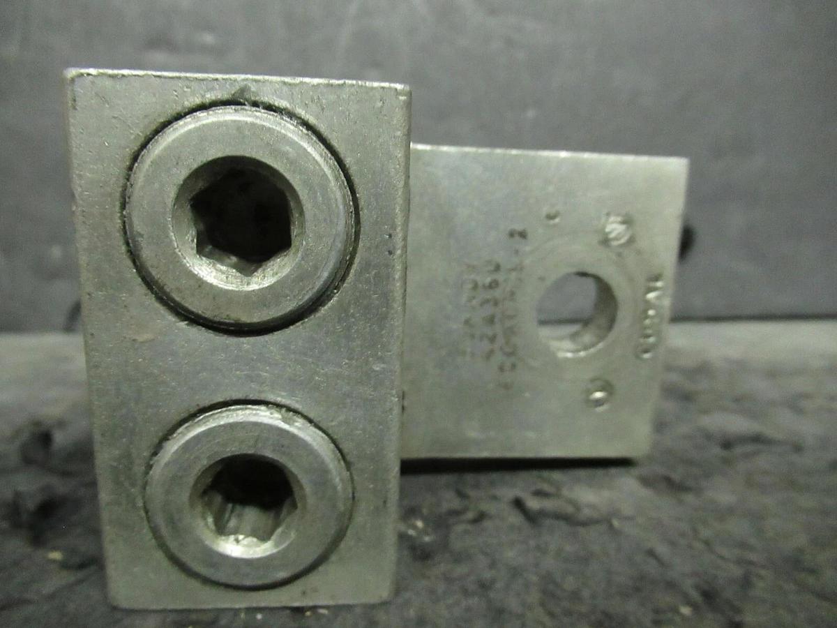 Used (3) QTY BURNDY K2A36U 2 (DOUBLE) BARREL MECHANICAL CONNECTOR LUG TAP 600MCM - 2