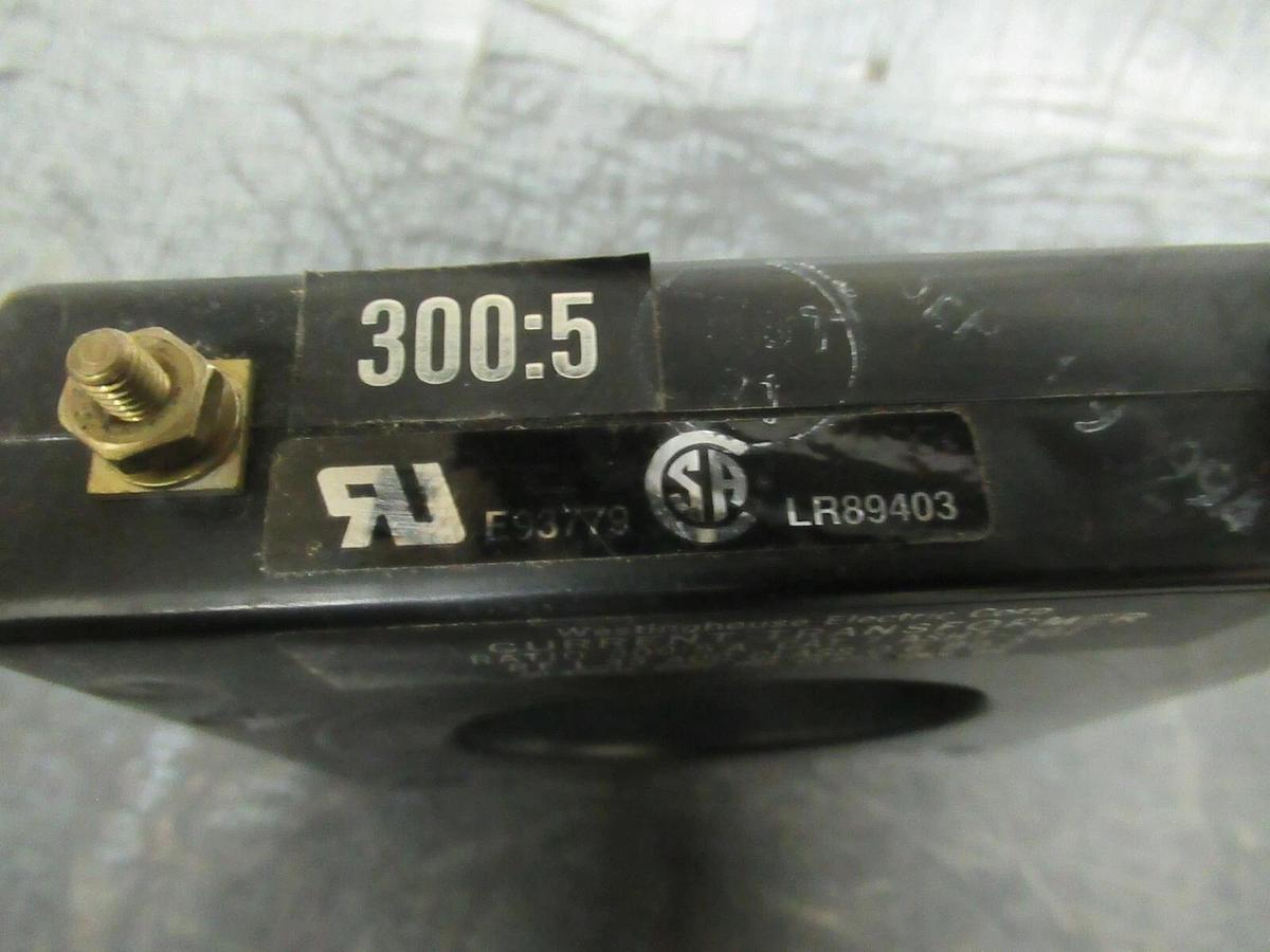 Used WESTINGHOUSE CURRENT TRANSFORMER ASHT-301 300:5 50-400 HZ 600 VOLTS