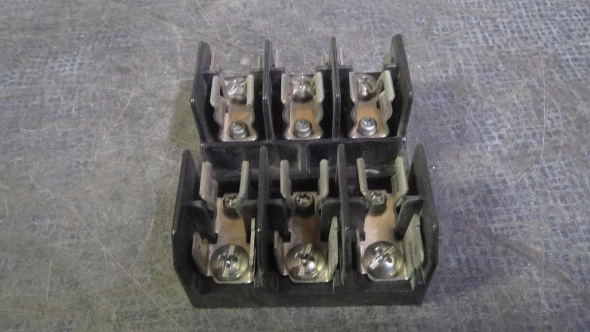Used (SET OF 4) BUSSMANN BUSS FUSE HOLDER 30 AMP // 600V MODEL: BM6033SQ