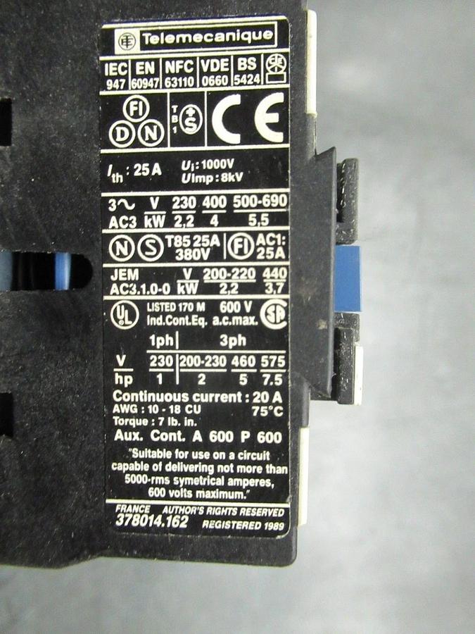 Used SCHNEIDER LP1D0901 600V 25A 7.5HP COIL: 24V **WARRANTY INCLUDED**