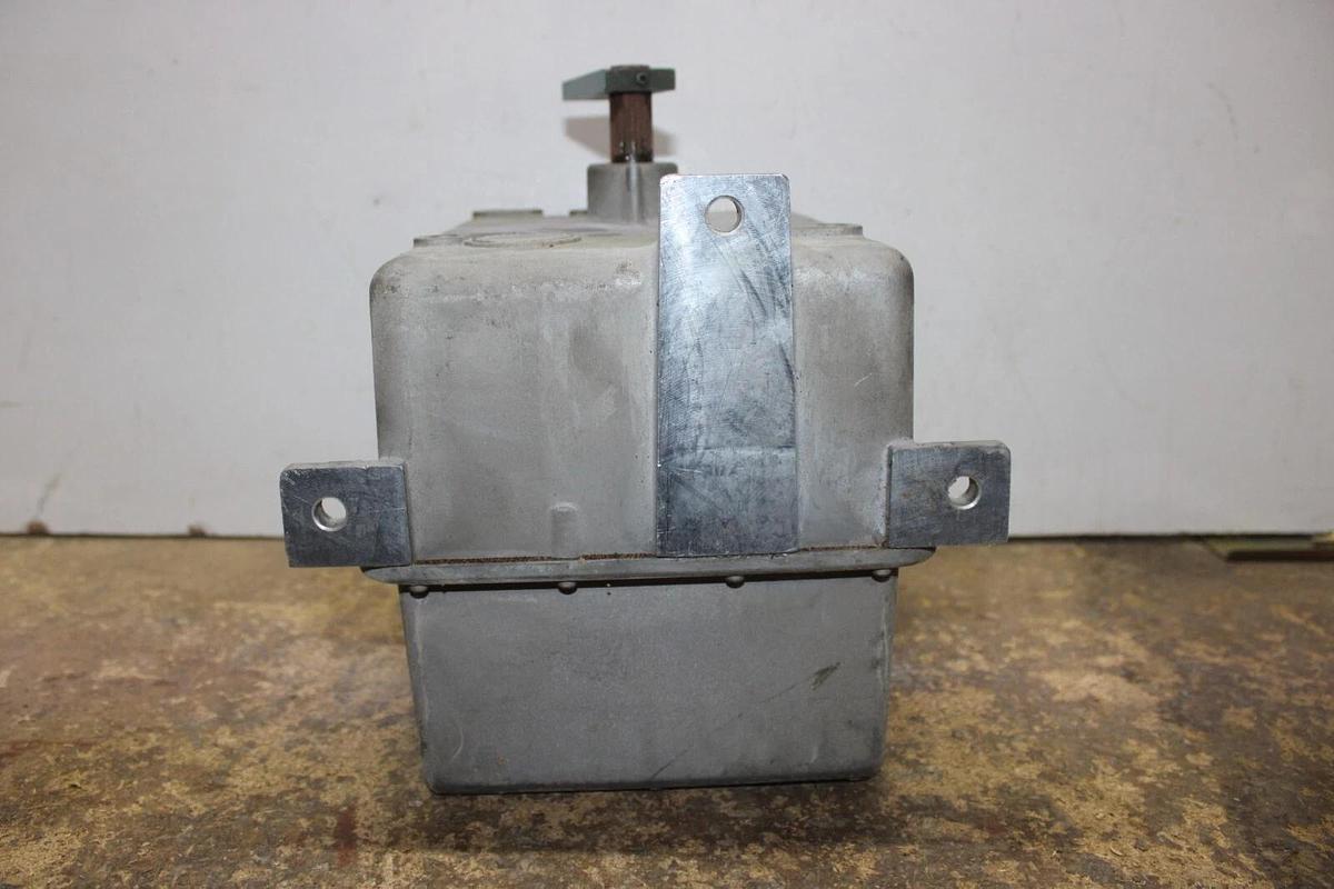 Used INVENSYS ACTUATOR MP-9710-103-0-2 0.95 AMP 120 VOLT 50/60 HZ 50 WATT