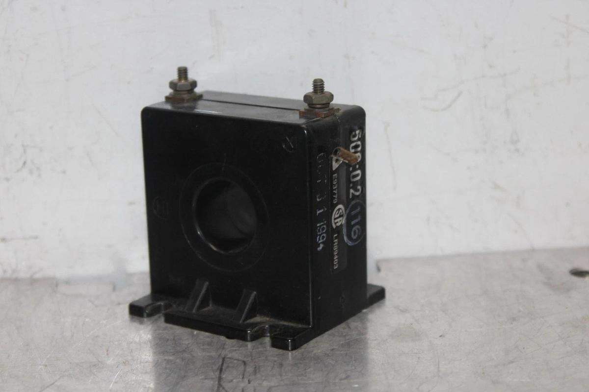 Used INSTRUMENT TRANSFORMERS CURRENT TRANSFORMER 15-SFT-501-0.2 500:0.2 50-400 HZ