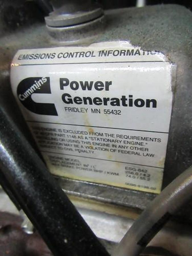 Used 35 KW GENERATOR NATURAL GAS LP PROPANE CUMMINS ONAN 120/240 VOLT 1 PH 332 HRS