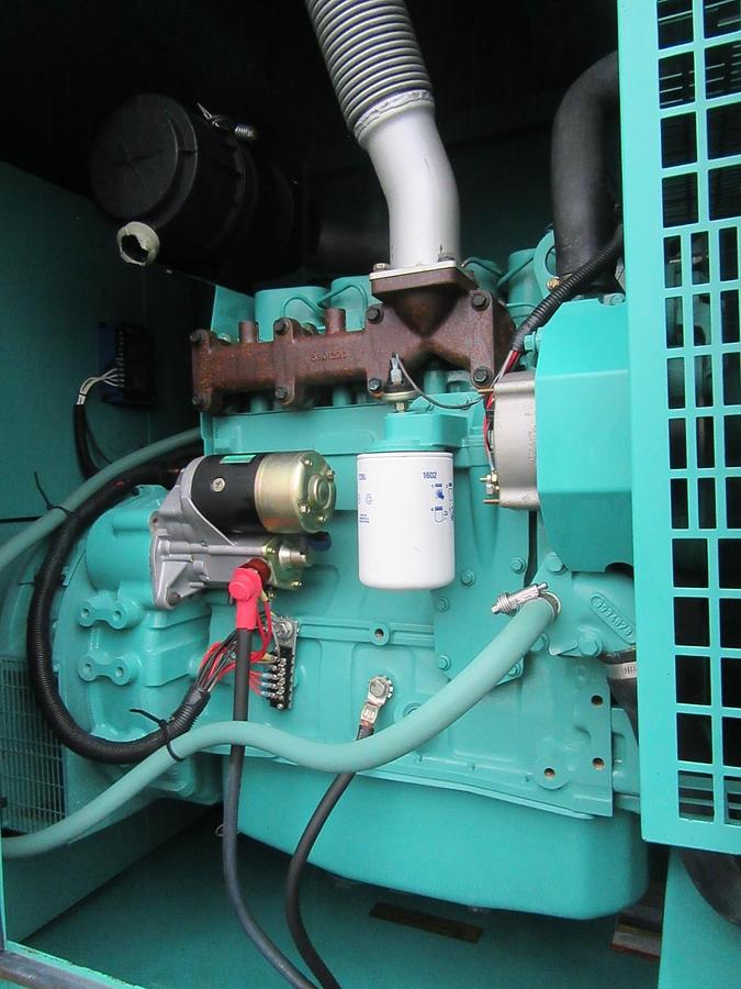Used 40 KW DIESEL GENERATOR CUMMINS 120/240V B3.9-G2 ENCLOSED RECONNECTABLE VIDEO