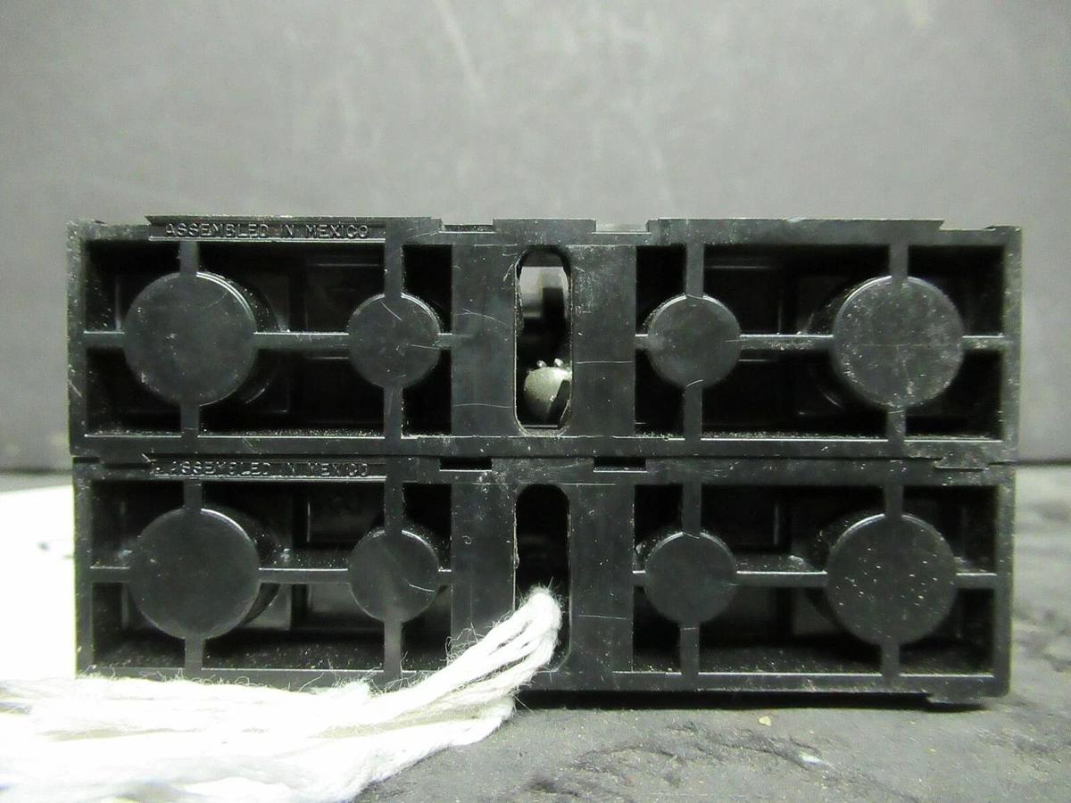 Used LITTELFUSE FUSE HOLDER L60030C-2PQ 600 VOLT 30 AMP CLASS CC FUSES W/ FUSES