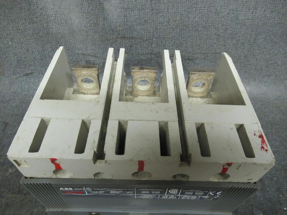 Used 400 AMP ABB BREAKER S5H 3 POLE 600VAC W/ AUXILIARY SWITCH **WARRANTY INCLUDED**