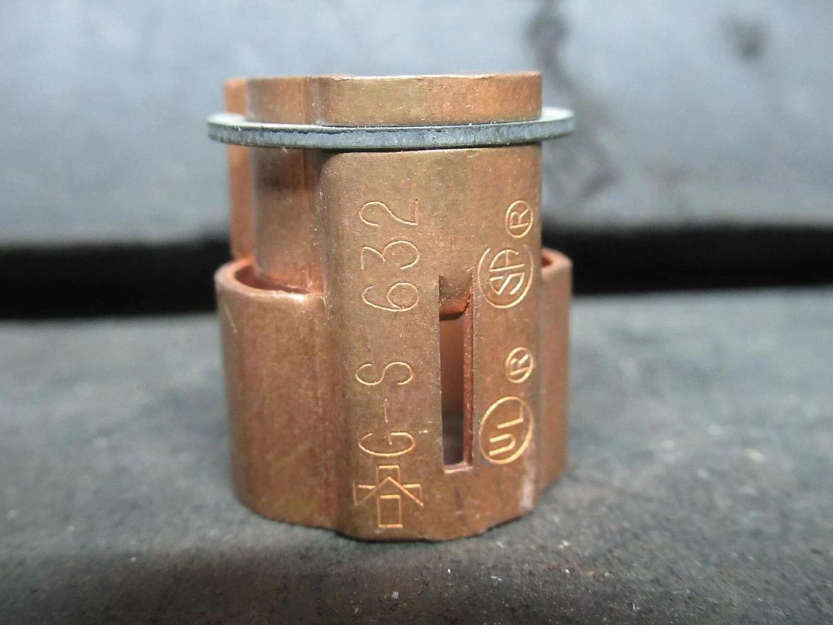 Used BUSSMANN FUSE REDUCER CLIP SET 263R G-S-632 30 AMP **WARRANTY INCLUDED**