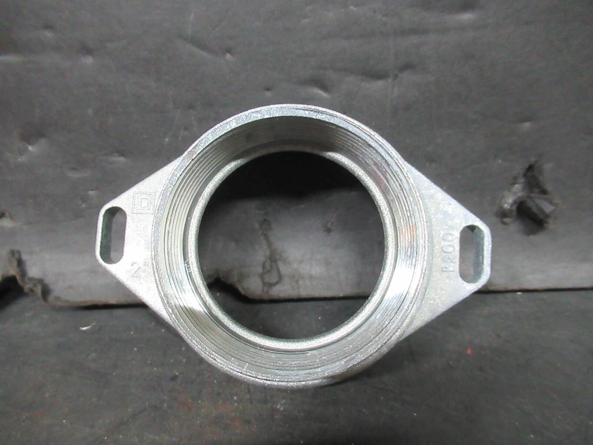 NEW SURPLUS SQUARE D INTERCHANGEABLE RAINTIGHT HUB B-200 SER. 2 **WARRANTY**
