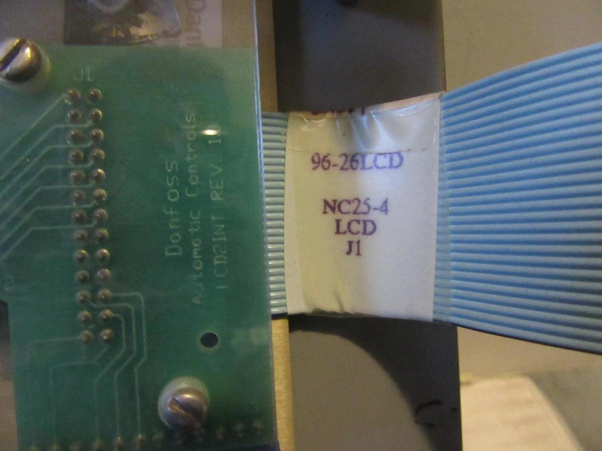 Used DANFOSS HMI DISPLAY 60-124 REV C AUTOMATIC CONTROLS LCD2INT REV 10 W/ NC25-4 BRD