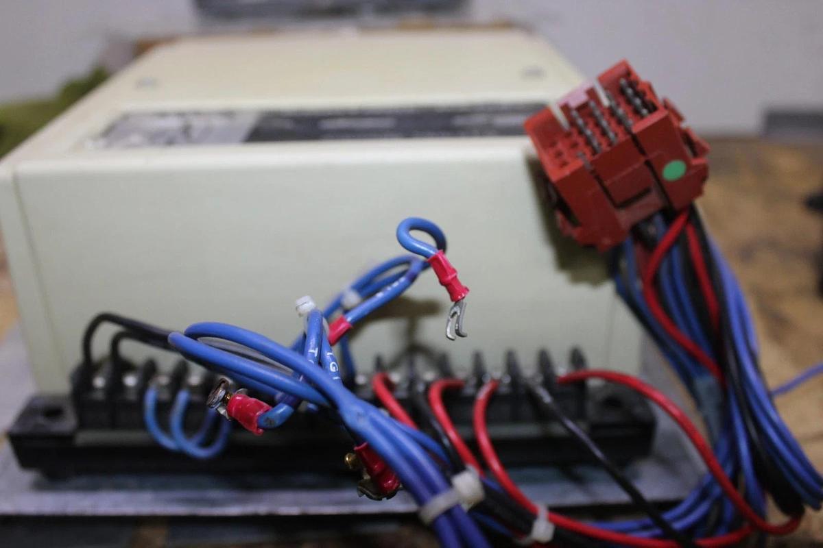 Used ASCO AUTOMATIC TRANSFER SWITCH CONTROL PANEL 945981-3 208/120V 60 HZ ID-4800