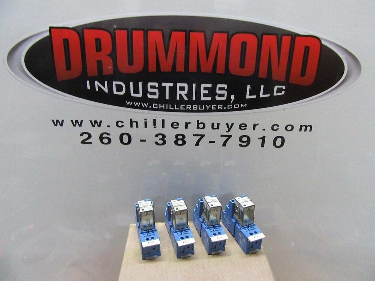 Used LOT OF 4 FINDER RELAY 55.34.9.024.0090 7 AMP 24 VDC W/ 94.04 BASE