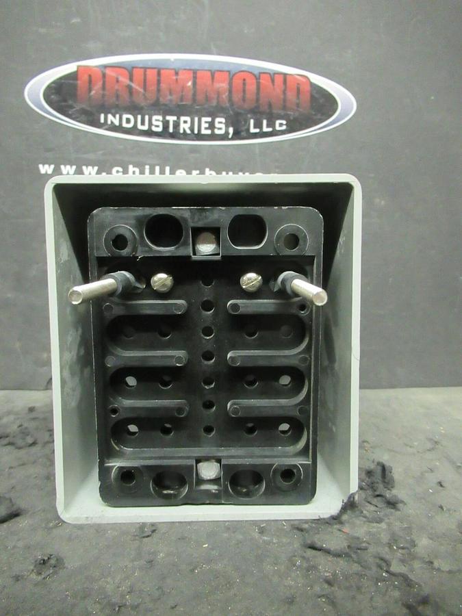 Used THE STATES CO 1 POLE TEST SWITCH WITH ENCLOSURE 30A 600V C2-401-K-B DISCONNECT