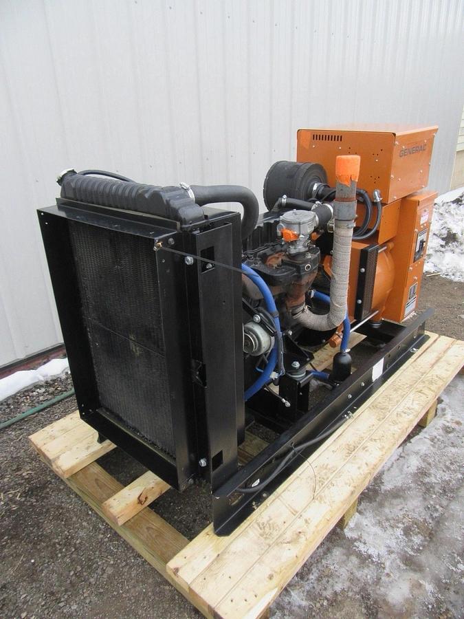 Used 25 KW GENERATOR GENERAC NATURAL GAS LP PROPANE 120/240V 1 PH SG025 793 HRS VIDEO