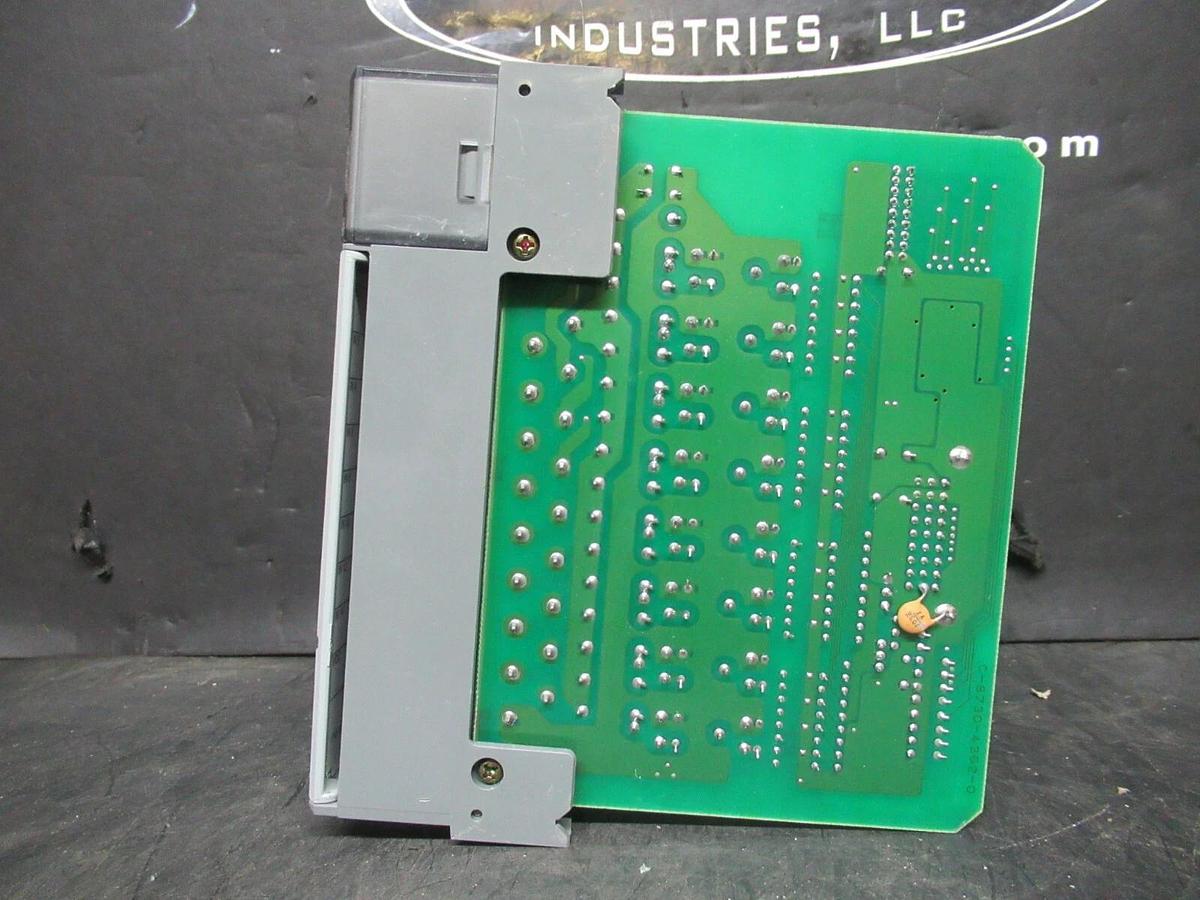 ALLEN BRADLEY SLC-500 OUTPUT MODULE 1746-OV16 SER. A *NEW SURPLUS*