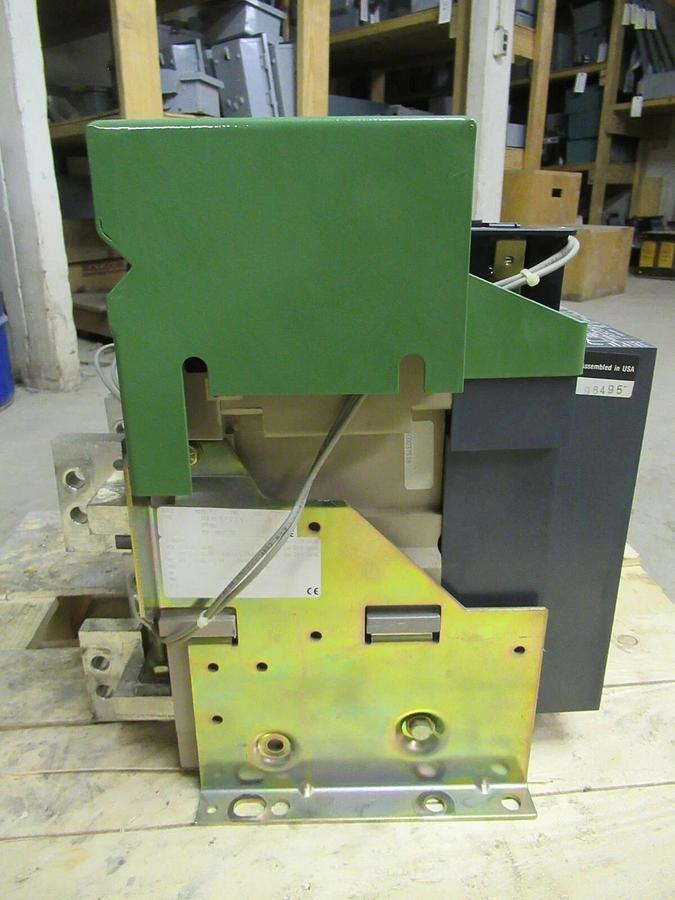 SQUARE D MASTERPACT CIRCUIT BREAKER MP08H1 600 VOLT 600 AMP TRIP 3-PHASE