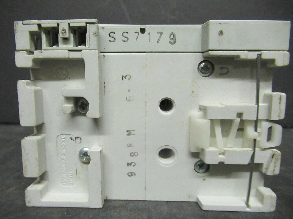Used ABB MANUAL MOTOR START MS325 3 - 5 HP @ 480 V 4 - 6.3 AMP 600 VAC W/ AUXILIARY