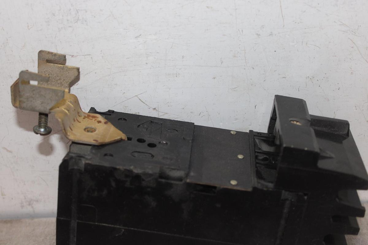 Used SQUARE D I-LINE CIRCUIT BREAKER FH36100 100 AMP 600 VAC 3-POLE