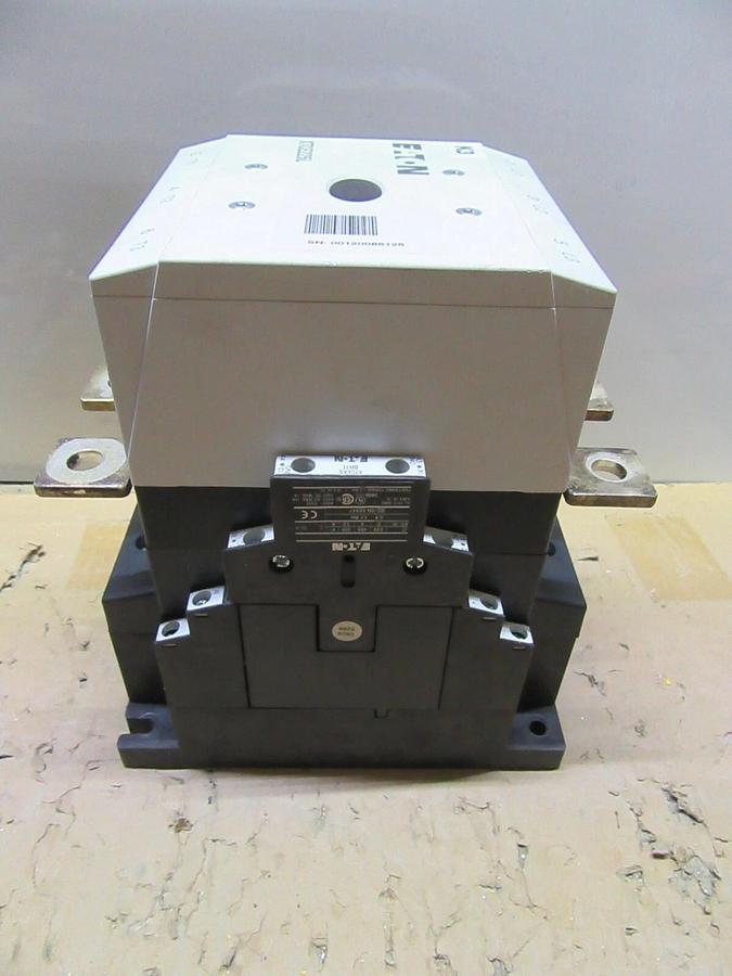 Used EATON CONTACTOR XTCE225L 250 AMP 600 VAC 200 HP 3-POLE 3-PHASE COIL: 24-48 VDC
