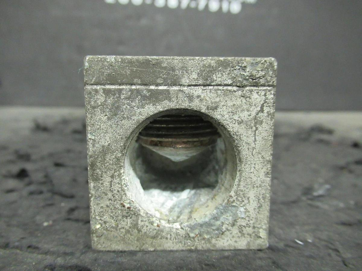Used (3) QTY GE GE-600-2 1 SINGLE BARREL MECHANICAL CONNECTOR LUGS TAP 600 KCMIL - 2