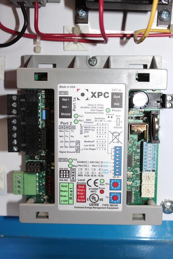 Used HARSCO XPC ENCLOSED ENERGY MANAGEMENT SYSTEM E143900 24 VAC 10 VA 0.42 AMP