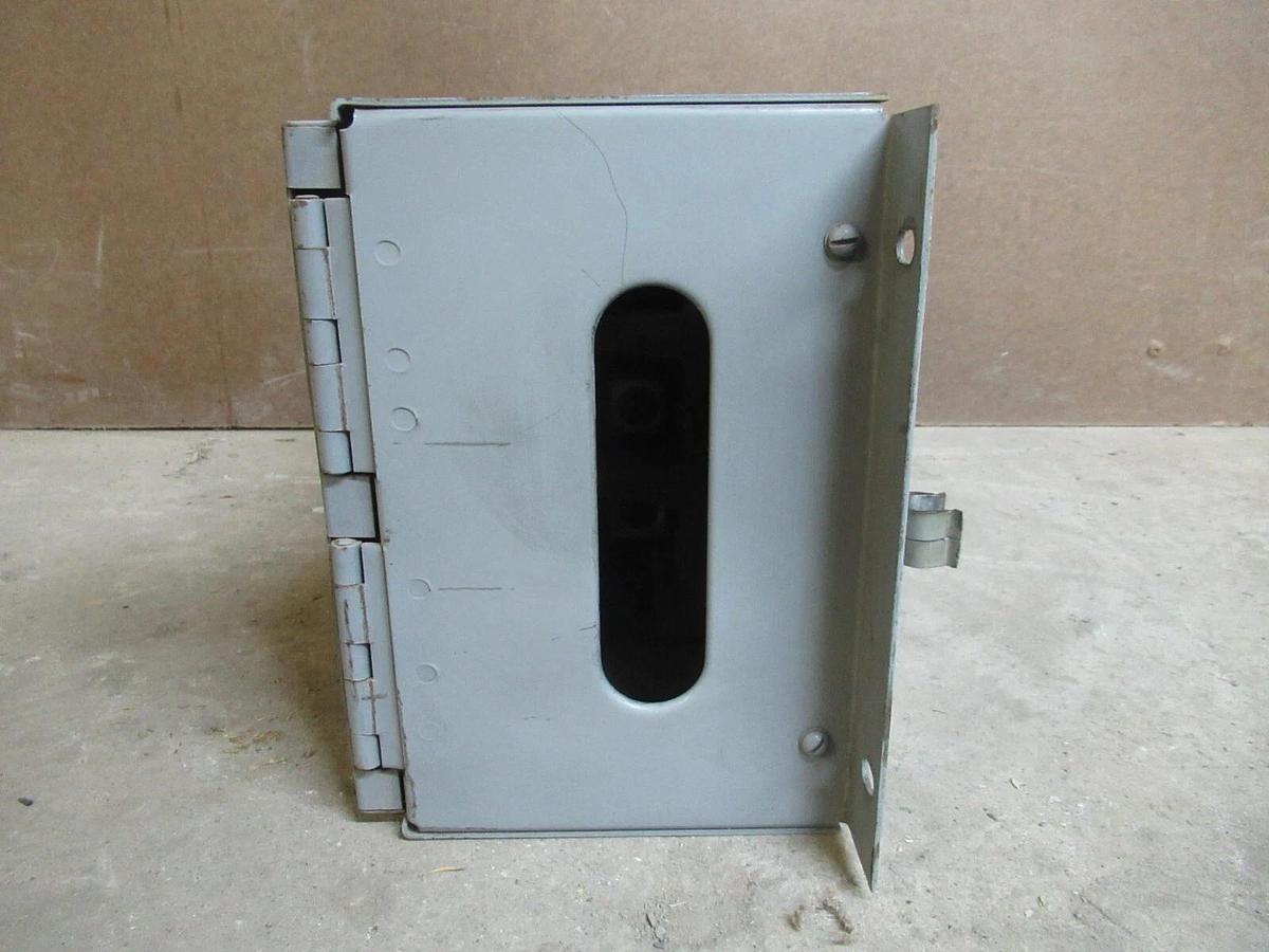 Used SQUARE D QMB SAFLEX UNIT QMB-3620-J 200 AMP 600 VAC 3-POLE 3-PHASE 125 HP