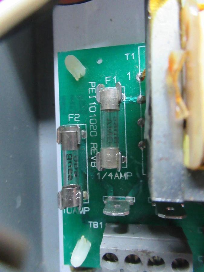 Used YORK PRESSURE-PAK SWITCH ENCLOSURE: A-806CHQR NEMA 12/13 5 PSI **WARRANTY**