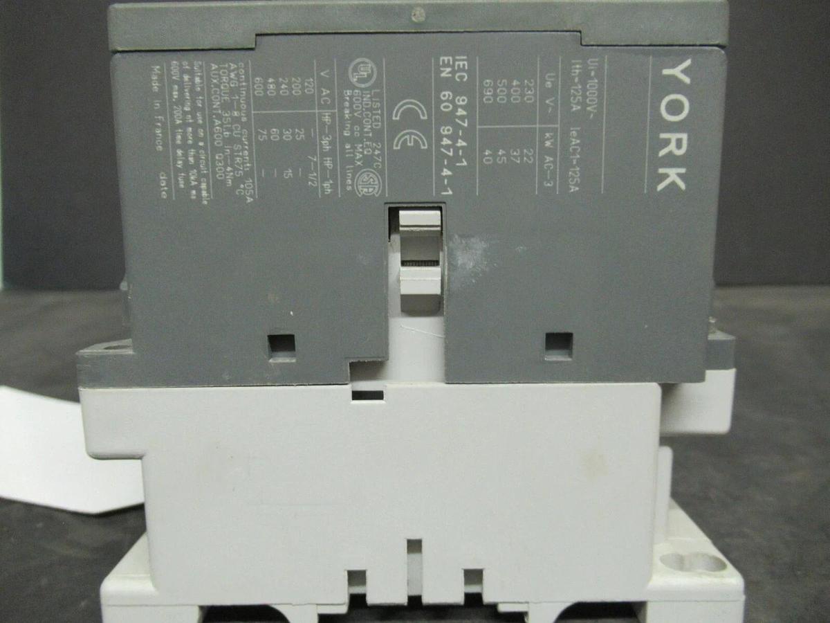 Used YORK CONTACTOR 024-31640-000 105 AMP 75 HP 600 VAC COIL: 120 VAC **WARRANTY!**