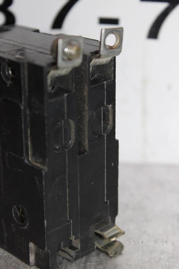 Used SQUARE D QOB CIRCUIT BREAKER QOB22020 20 AMP 2-POLE 240 VAC **WARRANTY**