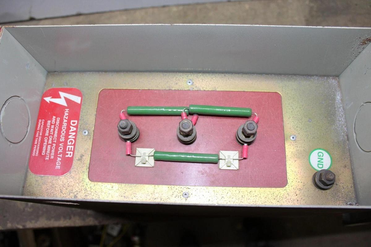 Used ABB LVNQ SELF-HEALING CONTROL CAPACITOR C485G40-CH NEMA 1 40 KVAR 480VAC 3-PHASE