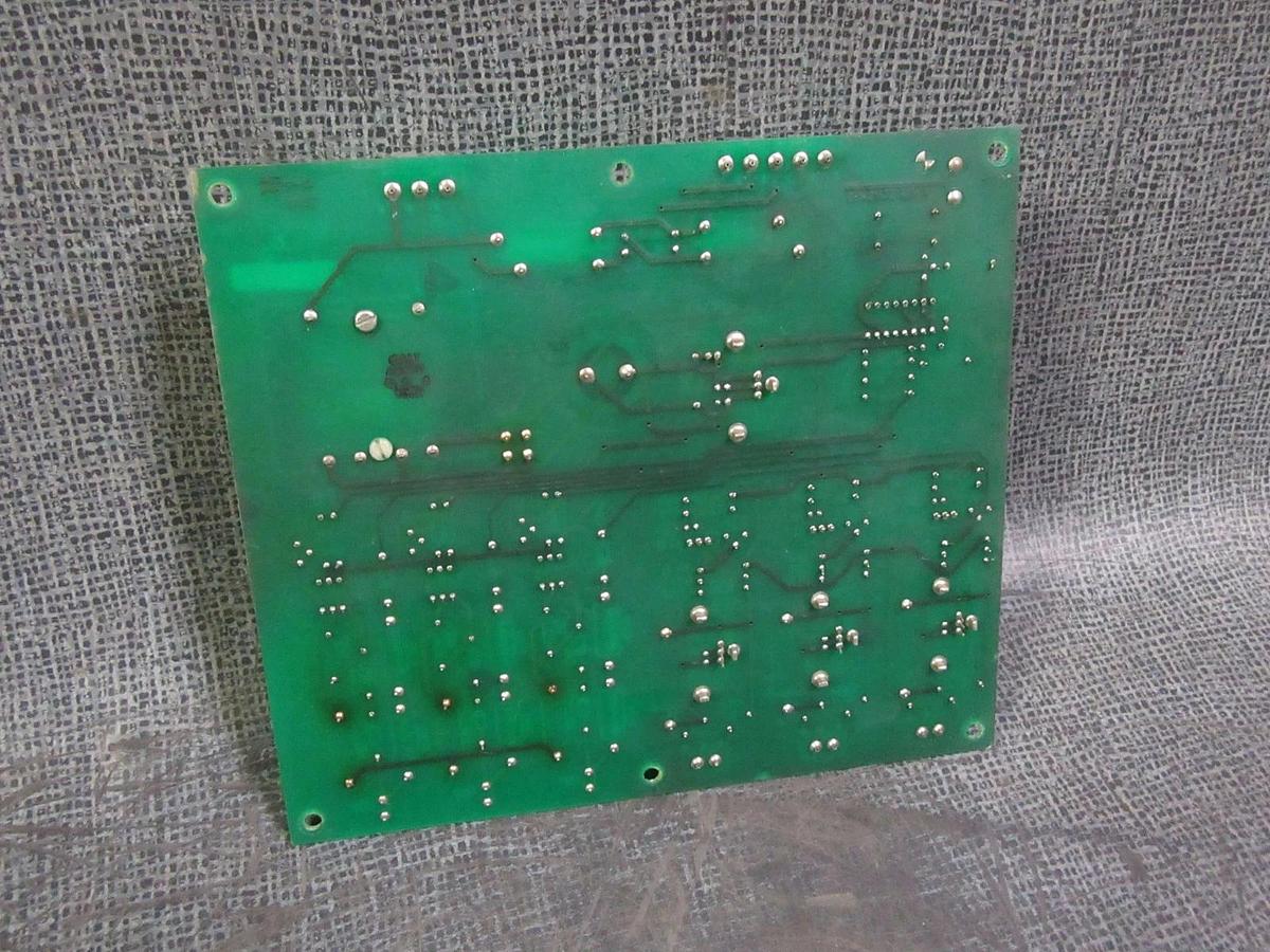 Used YORK SCR TRIGGER CIRCUIT BOARD MODEL/REVISION: 031-01472-000 REV D