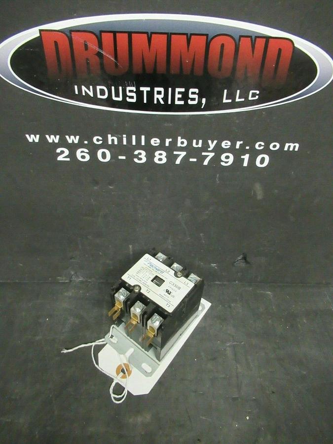 Used PACKARD CONTACTOR C330B 30 AMP 40 AMP/RES 600 VAC 20 HP 3-POLE COIL: 120 VAC