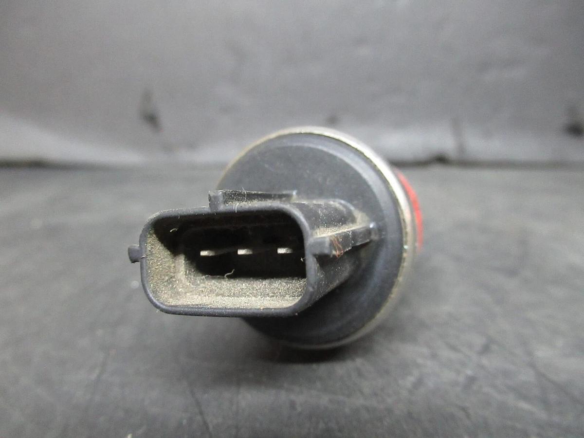 Used YORK DANFOSS PRESSURE TRANSDUCER 025-29139-001 400 PSIS 5 VDC **WARRANTY**