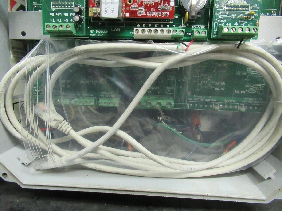 Used AQUATRAC INSTRUMENTS MULTIFLEX COOLING TOWER CONTROLLER M5T-CP-T2-TF-RC DRIVE