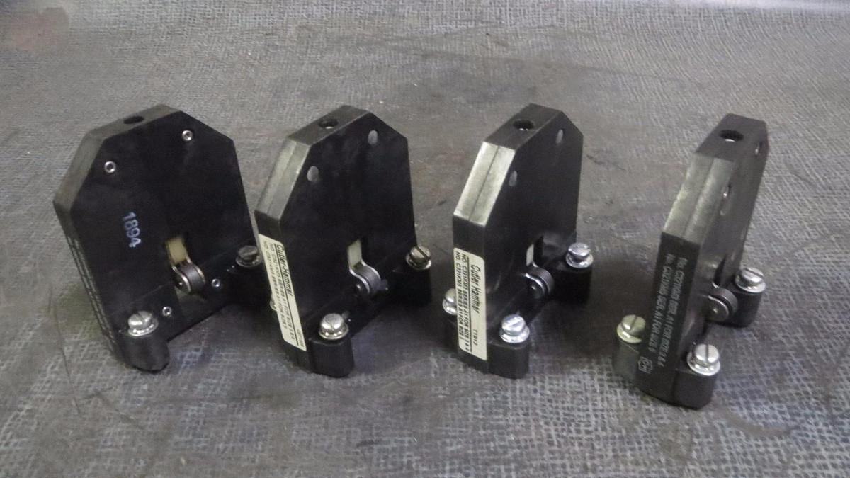 Used (1) CUTLER HAMMER OEM MECHANICAL INTERLOCK FOR SIZE 3, 4, 5 # C321KM3 # C321KM5