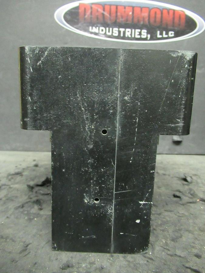 Used MERLIN GERIN NEUTRAL CURRENT SENSOR CT 685 522 A MASTERPACT TRIP 1200 A 685522A