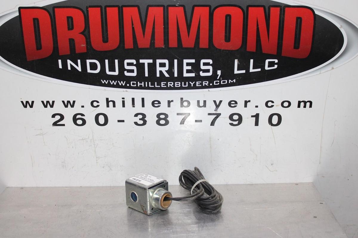 Used EMERSON SOLENOID VAL3218 120 VOLT 17 WATT 50/60 HZ **WARRANTY INCLUDED**