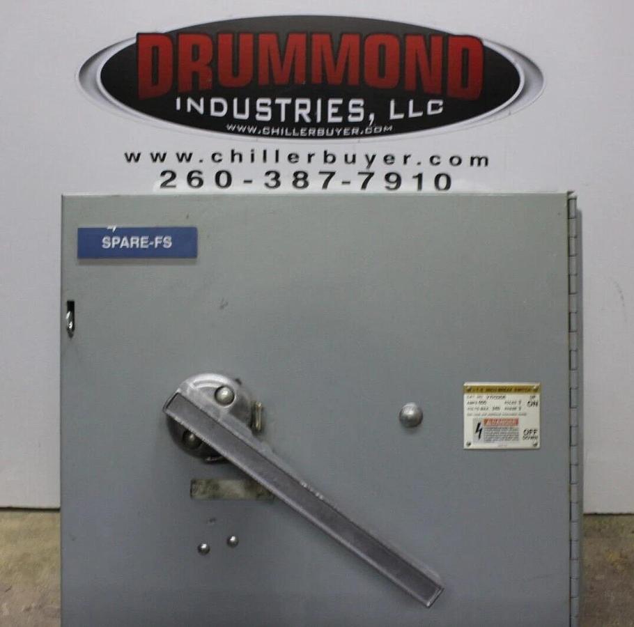 Used ITE VACU-BREAK DISCONNECT SWITCH V7H3206 600 AMP 240 VAC 3-POLE 3-PHASE 200 HP