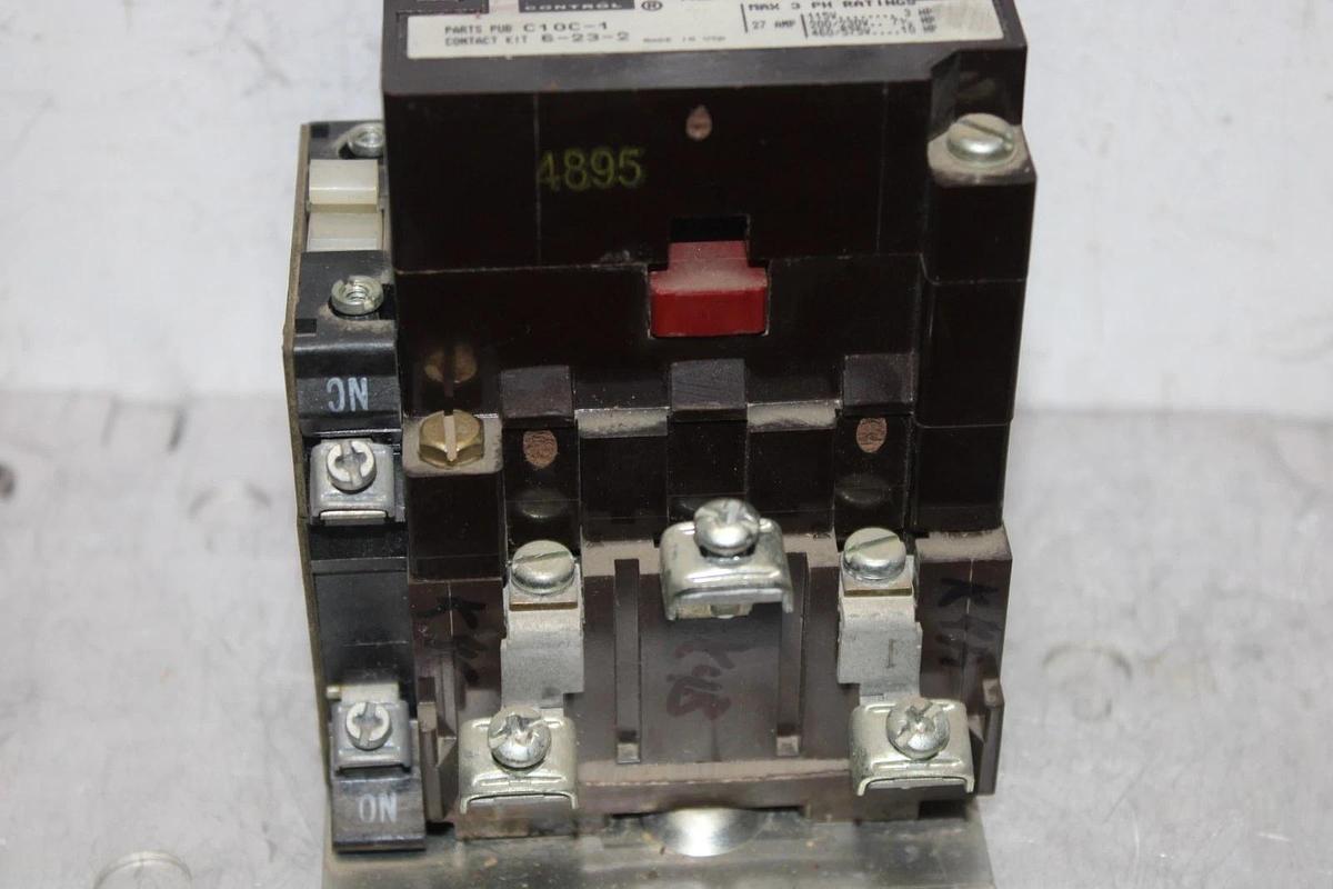 Used CUTLER-HAMMER NEMA CONTACTOR C10CN3 SIZE 1 27 AMP 3-PHASE 600 VAC COIL: 120 VAC