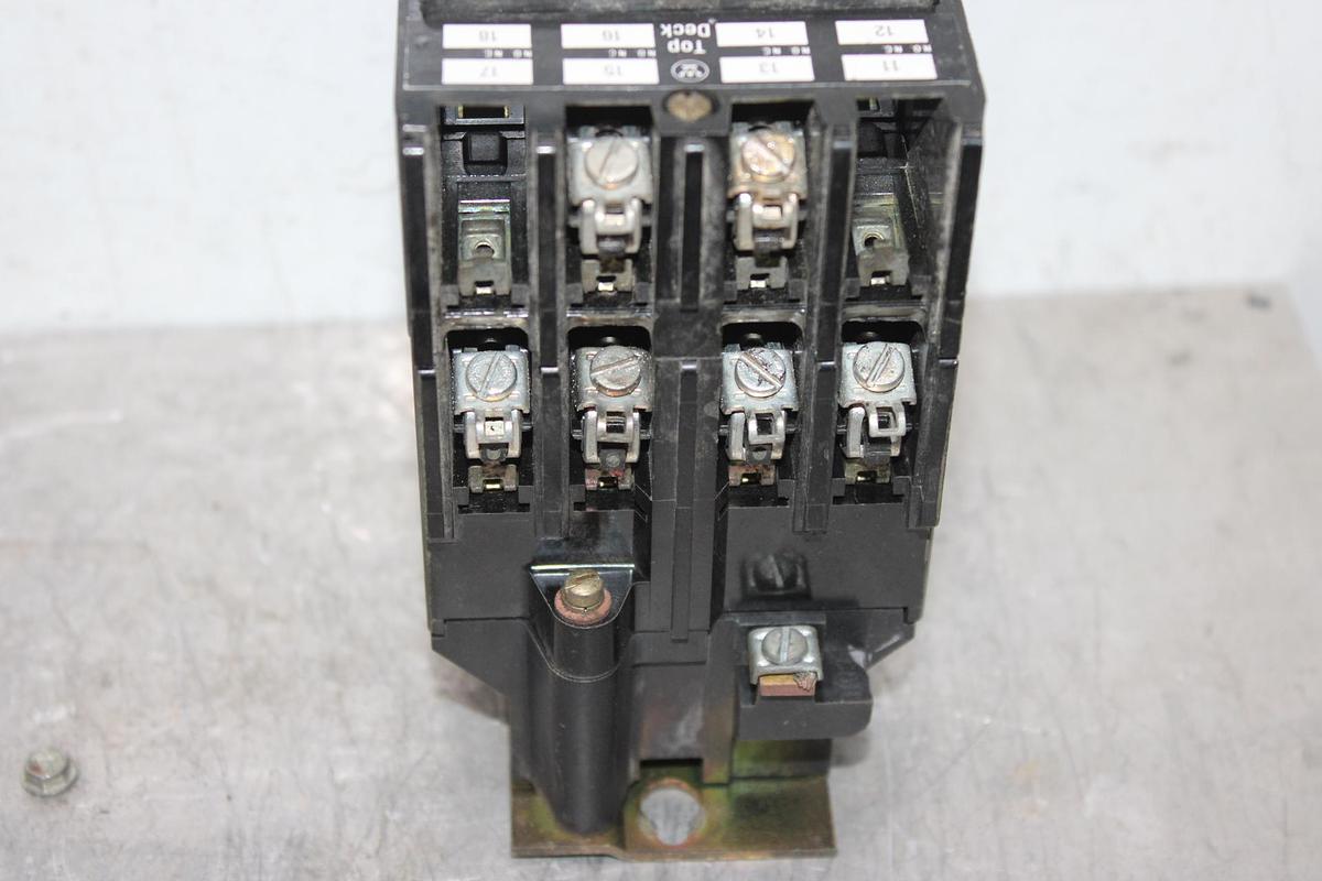 Used WESTINGHOUSE INDUSTRIAL CONTROL RELAY ARB4A 10 AMP 600 VAC W/ ARA20