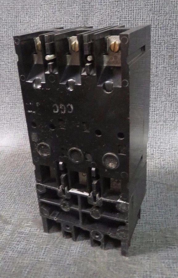 Used WESTINGHOUSE CIRCUIT BREAKER 15 AMP 600 V 3 POLE MCP03150 W/ EL3015R