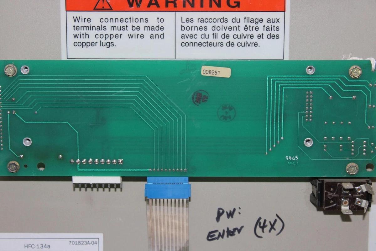 Used MCQUAY MICROTECH CONTROL PANEL 070200105 REV. 0A 735030431 **WARRANTY**