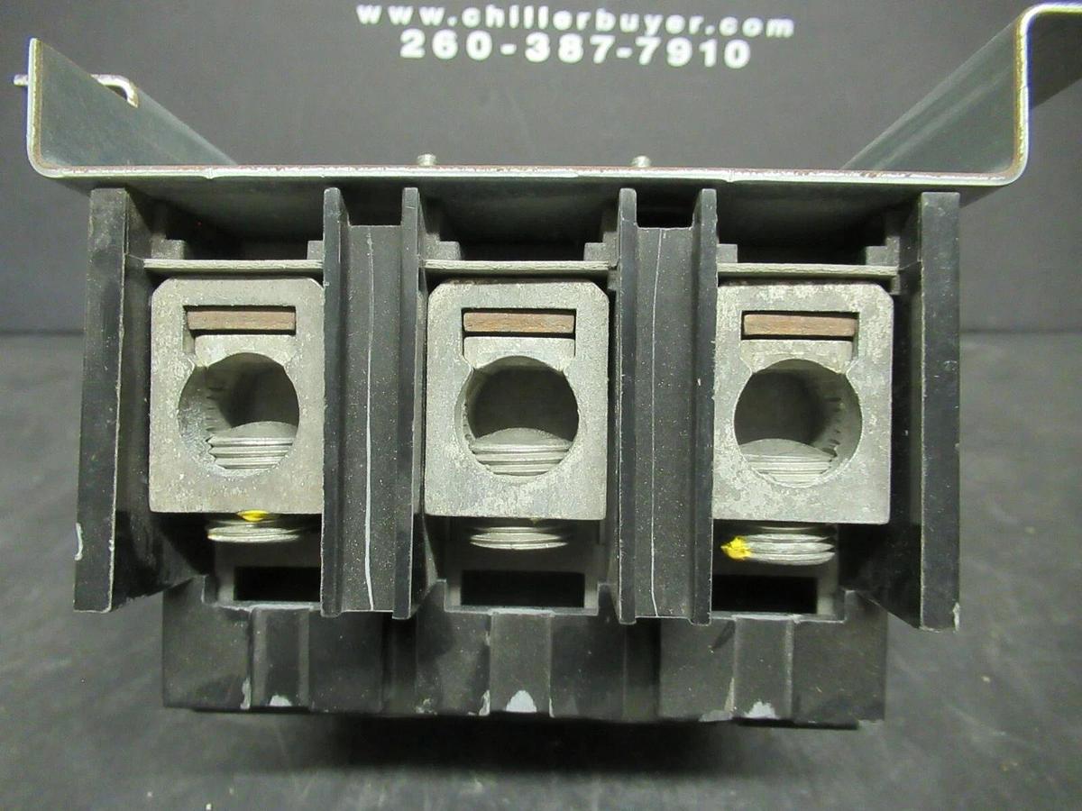 Used 225 AMP SQUARE D POWERPACT BREAKER QDL32225 3 POLE 240 VAC W/ MOUNTING PLATE