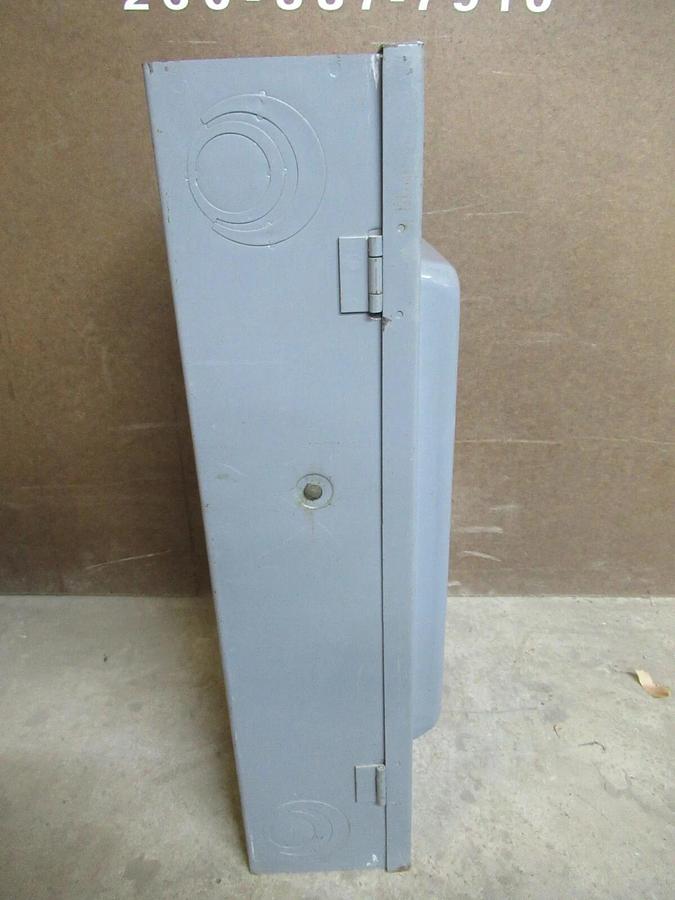 Used SQUARE D SAFETY SWITCH H-363 TYPE 1 ENCLOSURE 100 AMP 75 HP 600 VAC 2-POLE