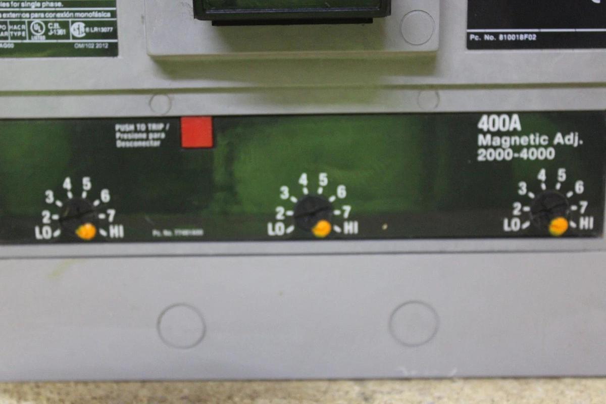 Used SIEMENS SENTRON CIRCUIT BREAKER JXD63B400 400 AMP 3-POLE 600 VAC JXD6-A