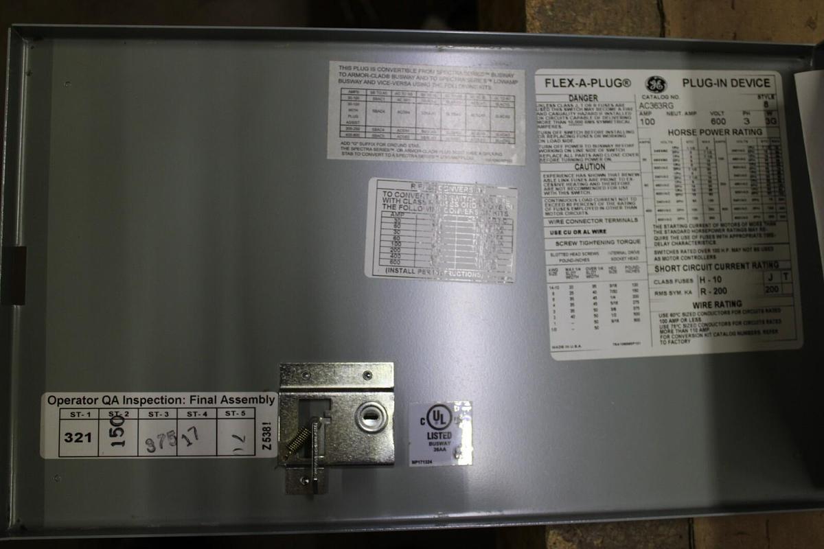NEW SURPLUS GENERAL ELECTRIC BUS PLUG AC363RG 100 AMP 3-POLE 600 VAC 3-PHASE
