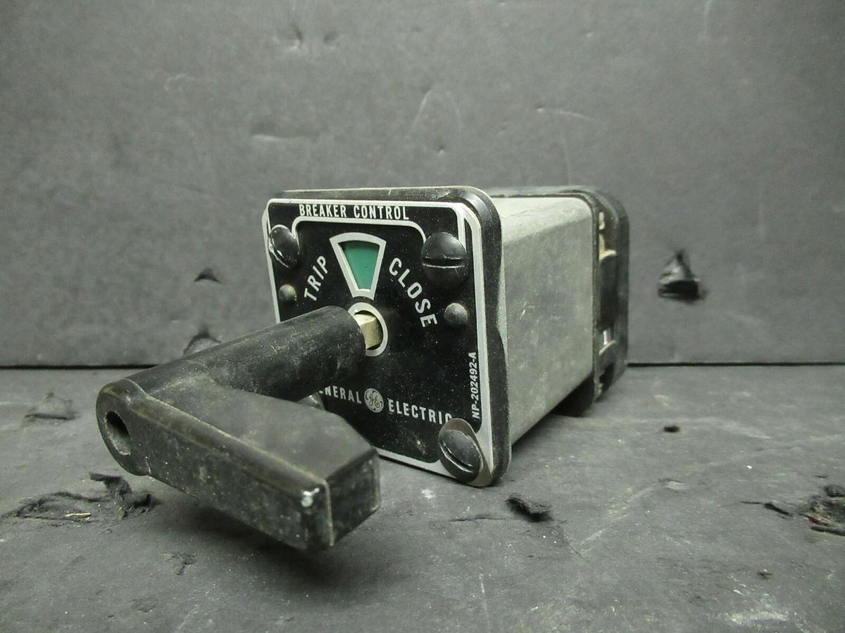 Used GENERAL ELECTRIC BREAKER CONTROL SBM TRANSFER SWITCH NP-20492-A