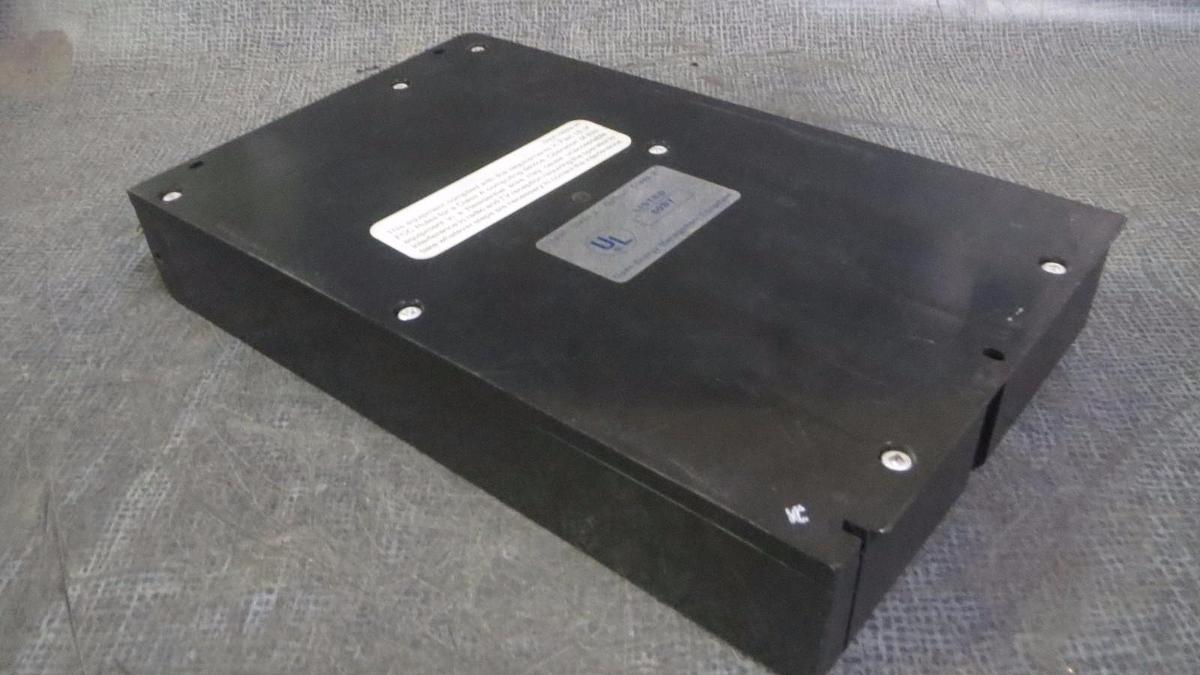 Used CARRIER UNITED TECHNOLOGIES 8 INPUT PLC MODULE - MODEL: CEAS420773-01