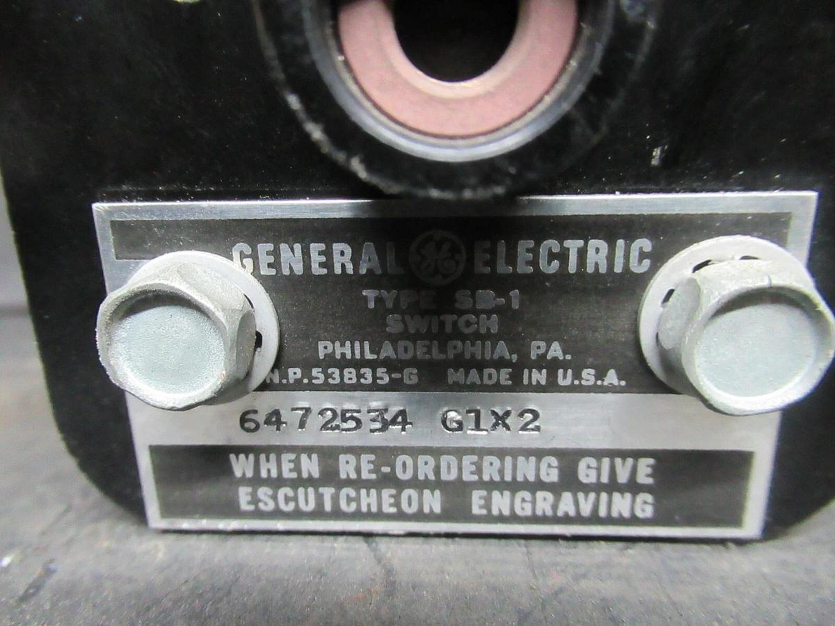 Used GENERAL ELECTRIC ROTARY SWITCH G1X2 3472534 SB-1