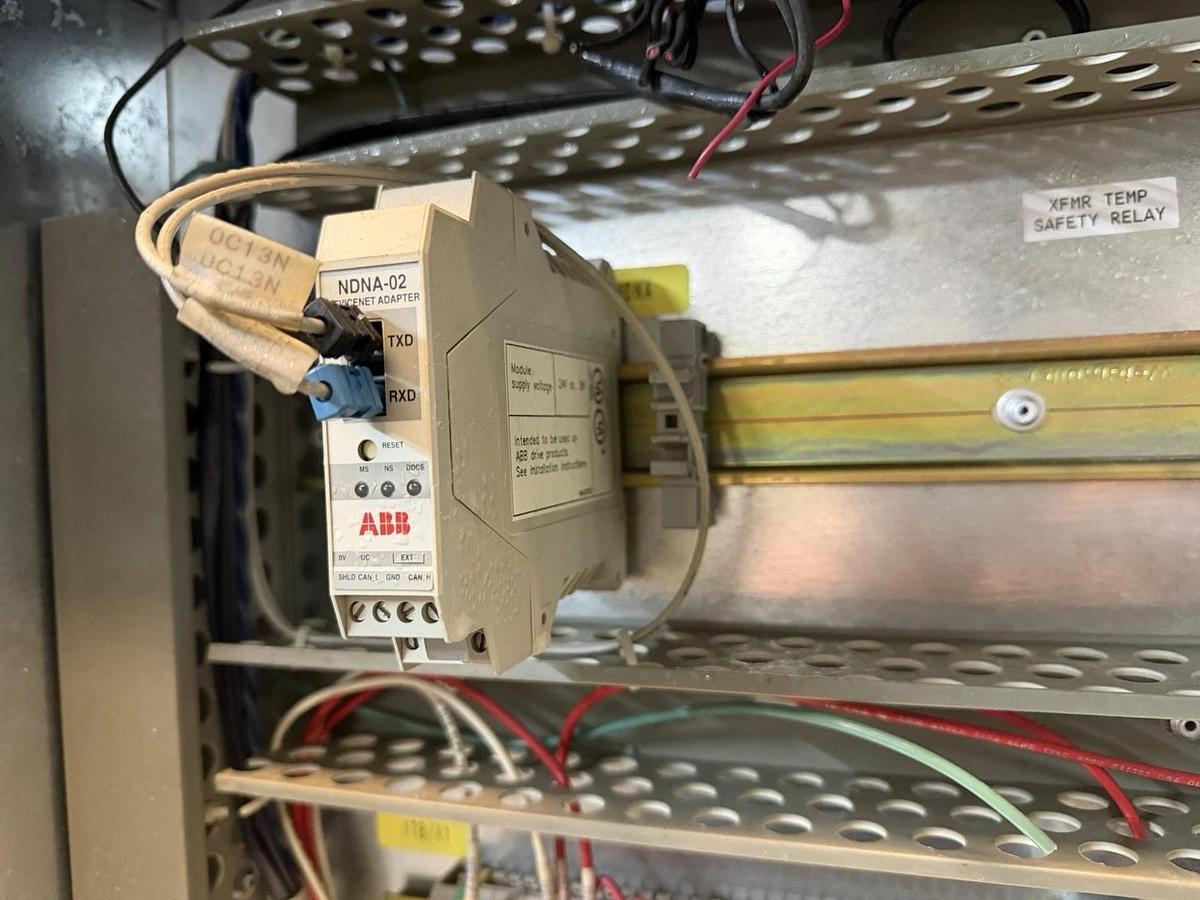 Used ABB MULTI SPEED DRIVE CABINET ACS627-0490-5-00EB1200802 3-PHASE 593 AMP 480 VAC